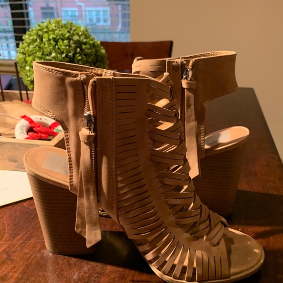 Block High heels - Picture 3 of 4